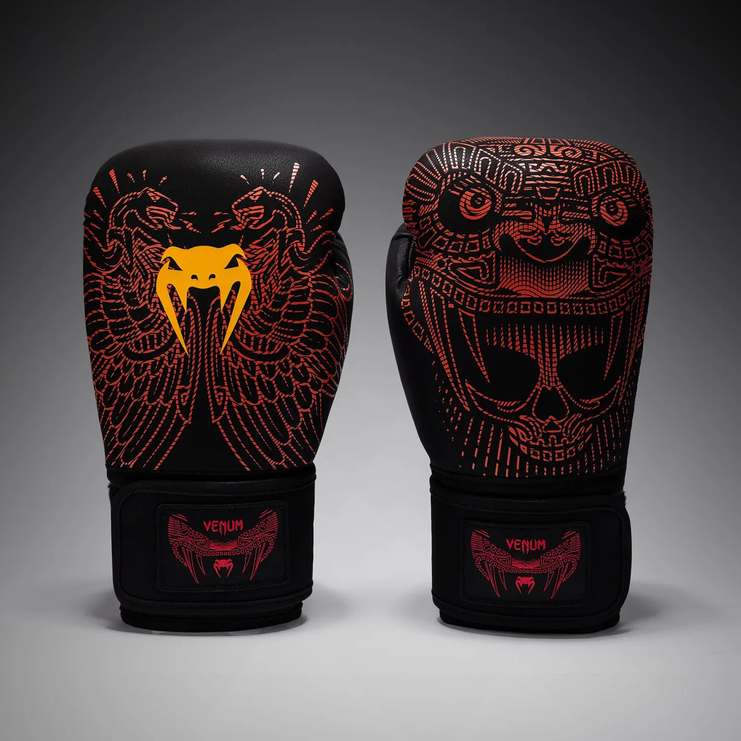 Venum Quetzal Fury Boxing Gloves - Black/Fury Red/ Tangerine преден и страничен изглед