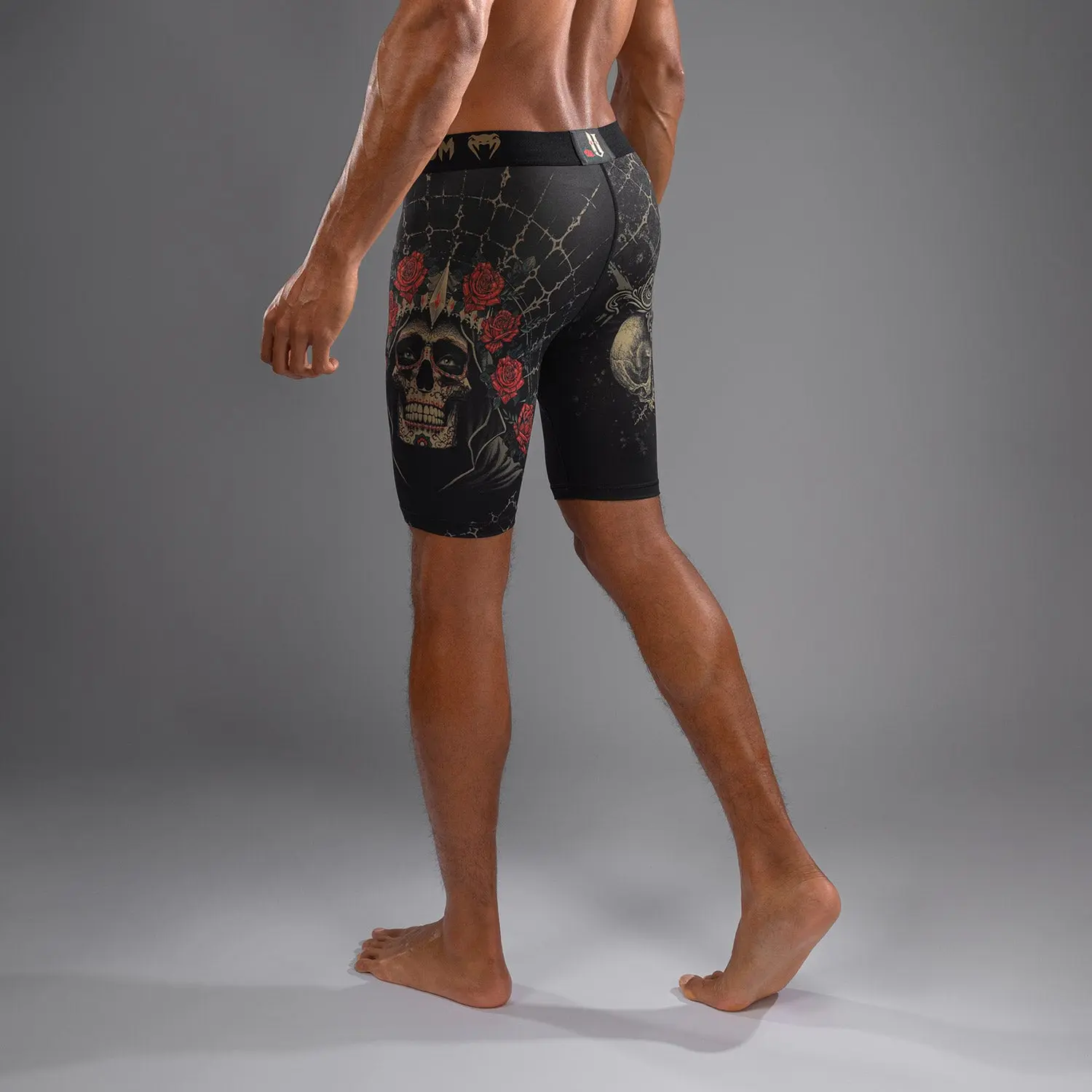 Къс клин - Venum Santa Muerte 5.0 Men’s Vale Tudo Shorts - Deep Black/Gold, заден изглед