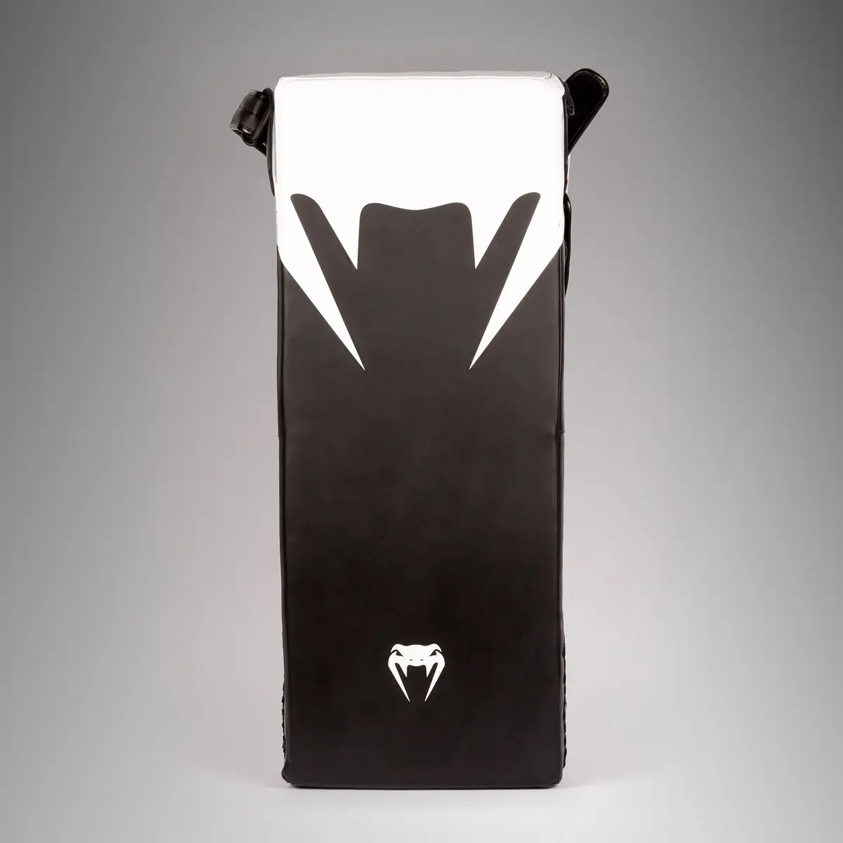 Venum Satchel Kick Shield - Black/White