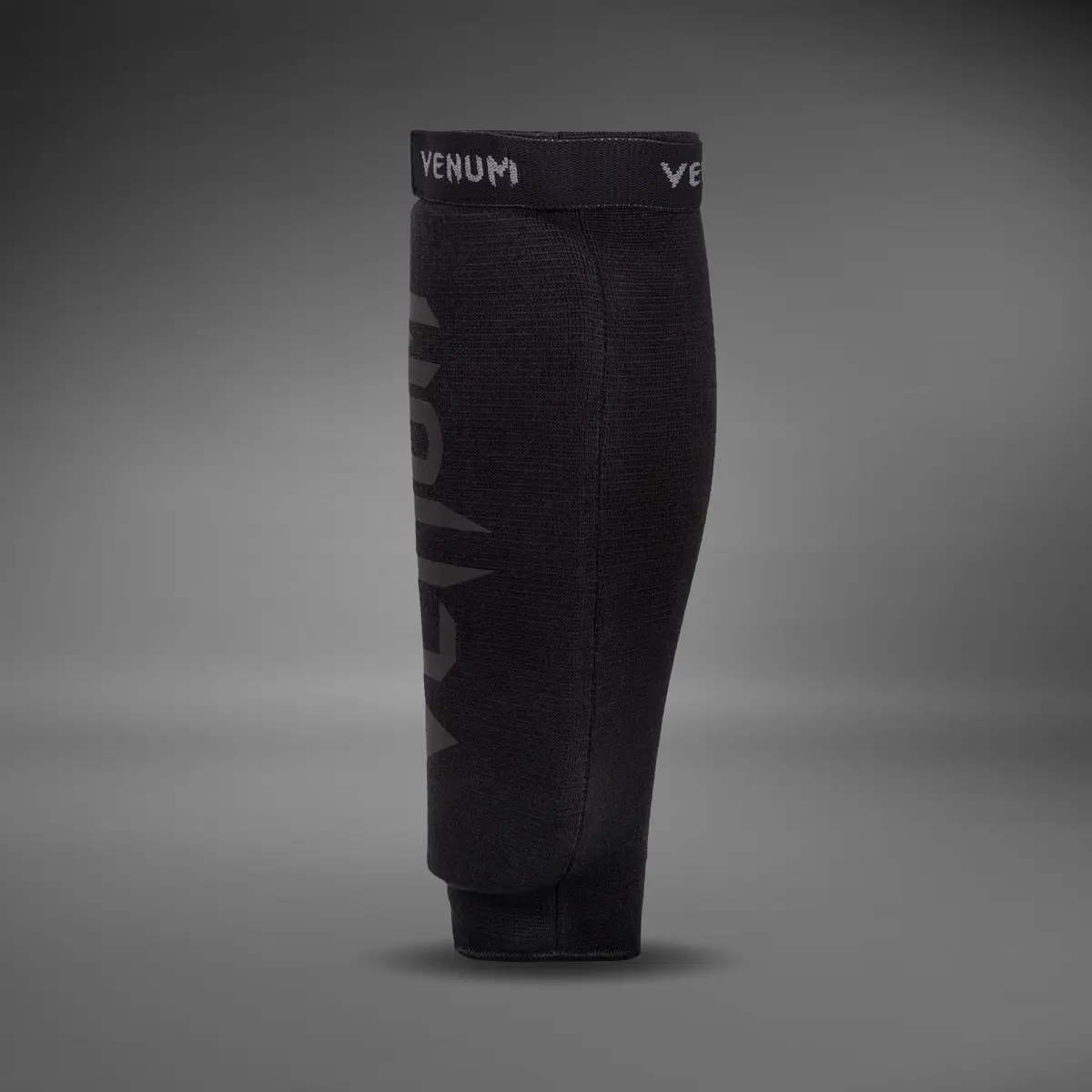 Venum Kontact Shin Guards Without Foot - Black/Black страничен изглед