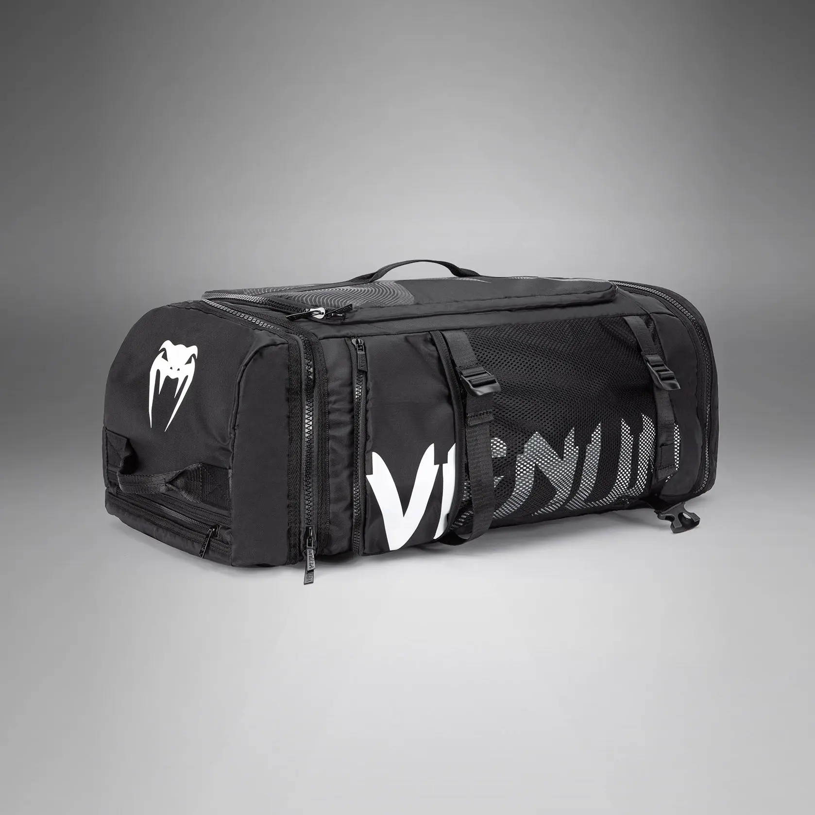 Venum Shockwave Convertible Sports Bag (48L) - Black, изглед отстрани