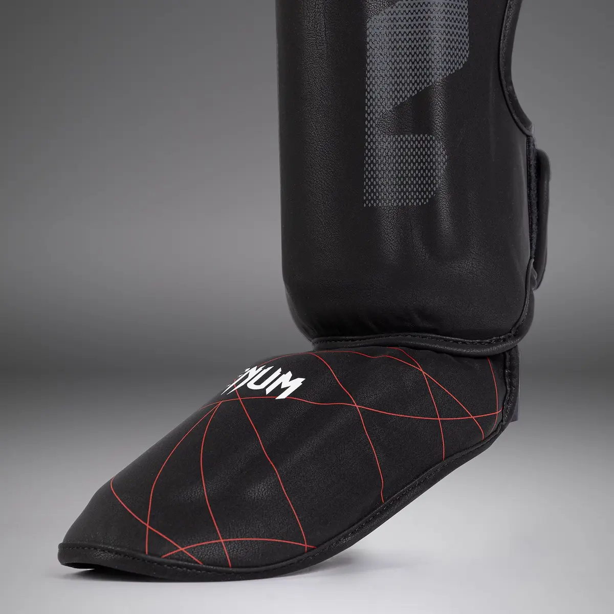 Venum Tactical XT Shinguards - Black/Fire Red детайли
