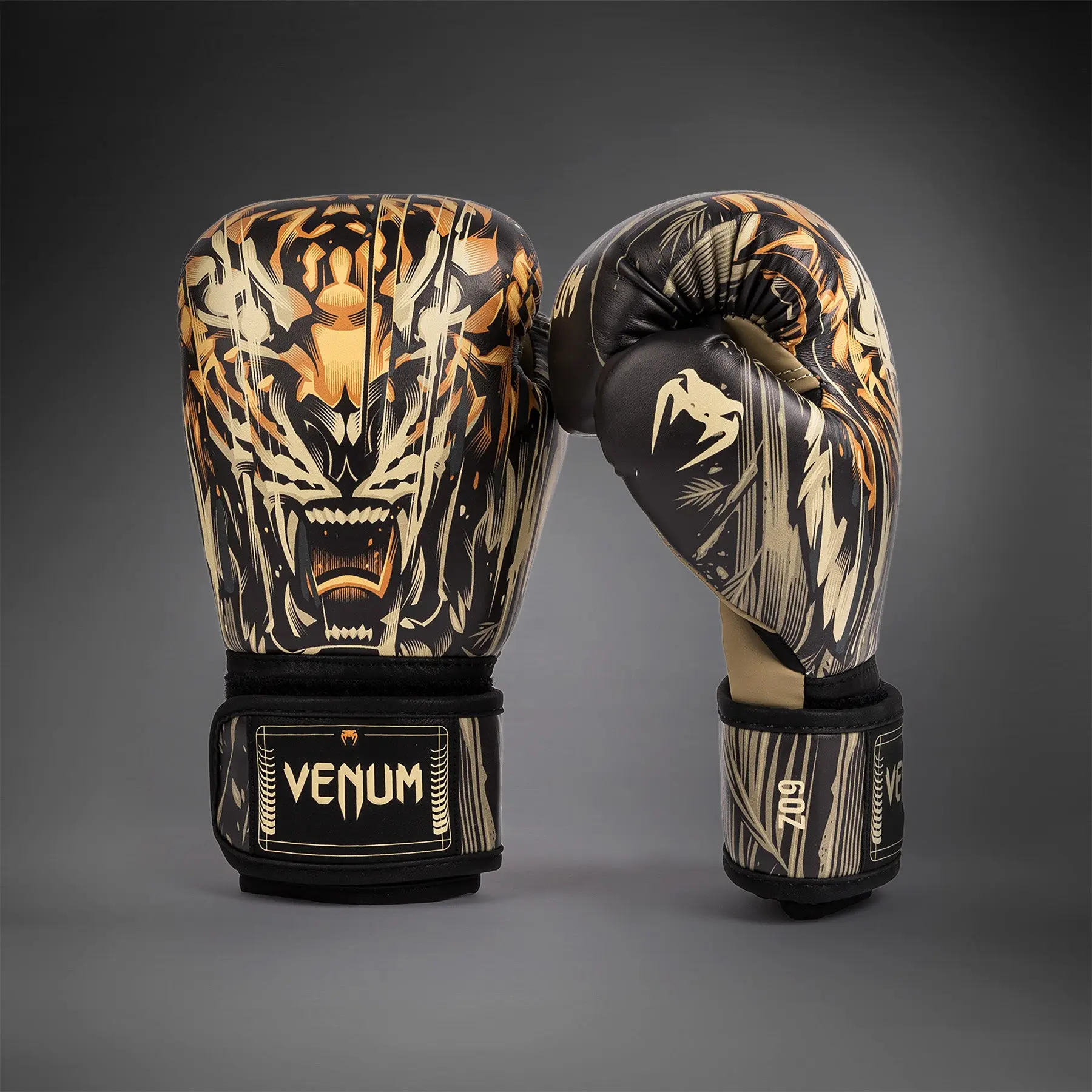 Venum Tiger Kids Boxing Gloves - Black/Neon Orange отстрани