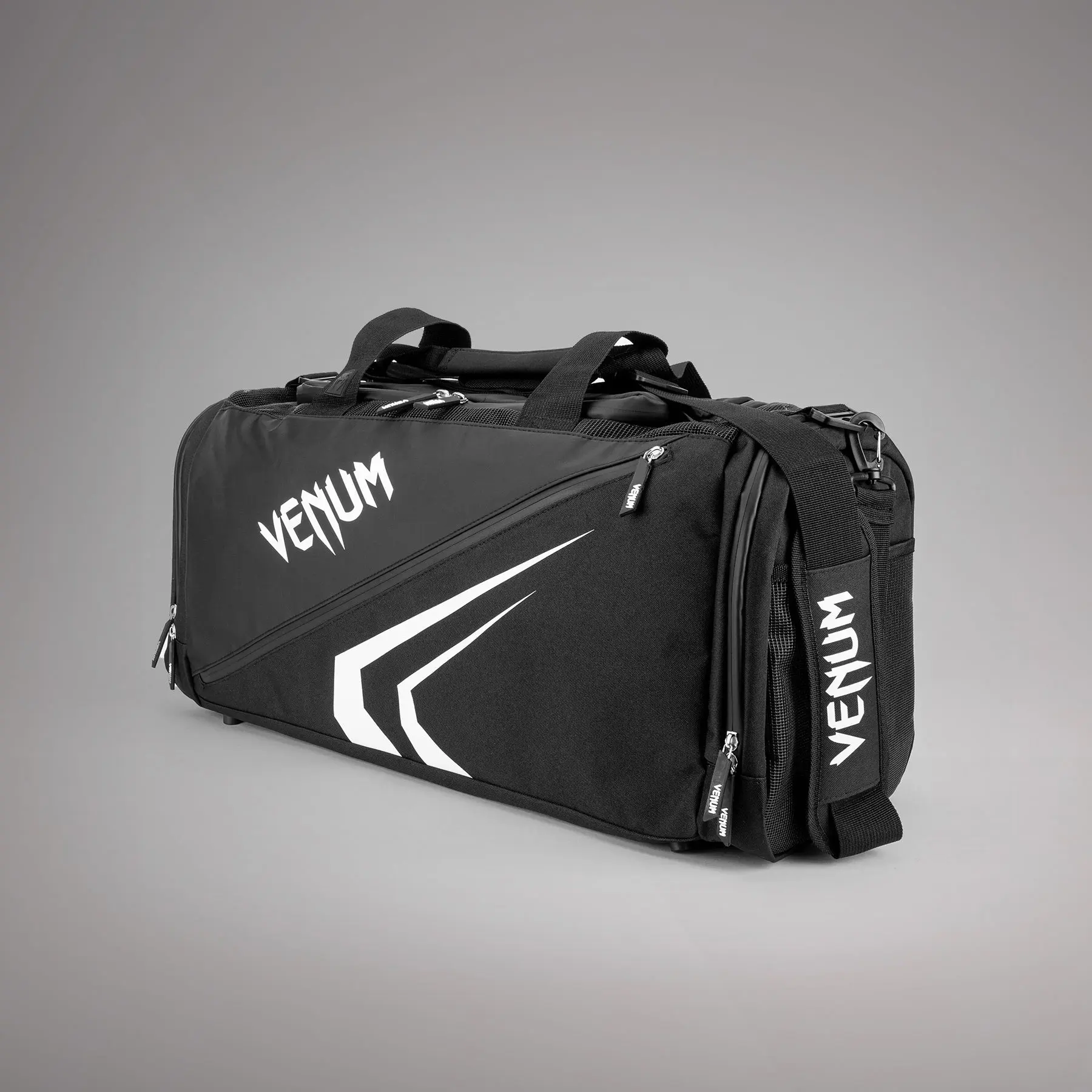 Venum Trainer Lite Evo Sports Bags (48L) - Black/White, страничен изглед отзад