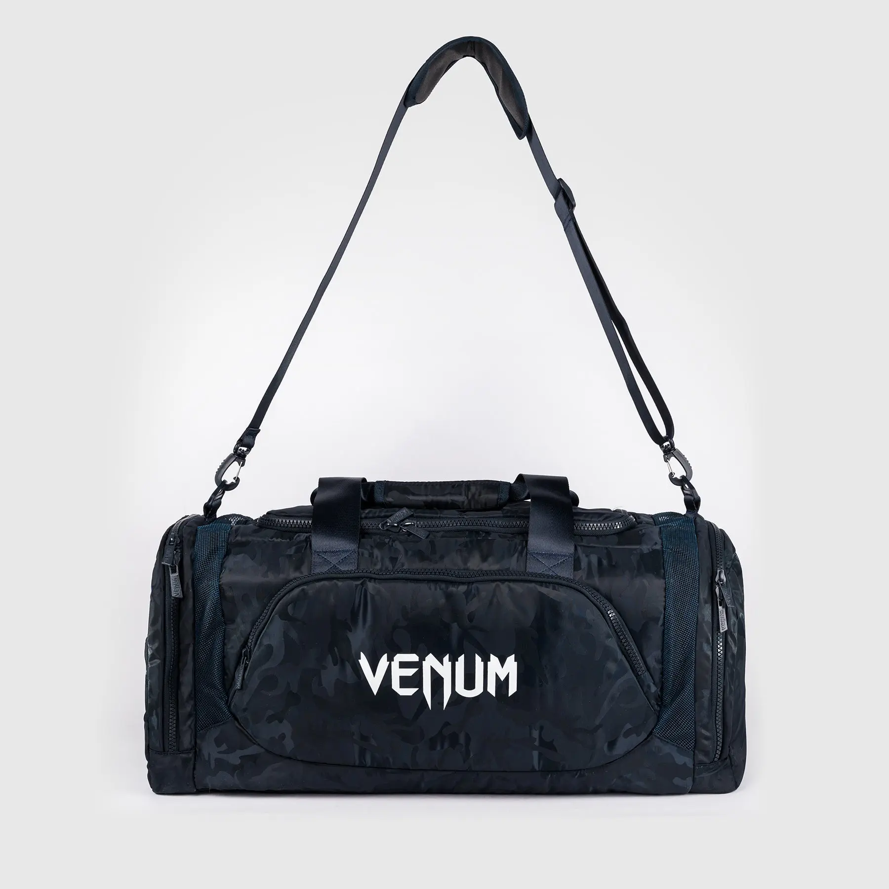 Venum Trainer Lite Sports Bag (48L) - Camo/Blue, преден изглед с презрамка