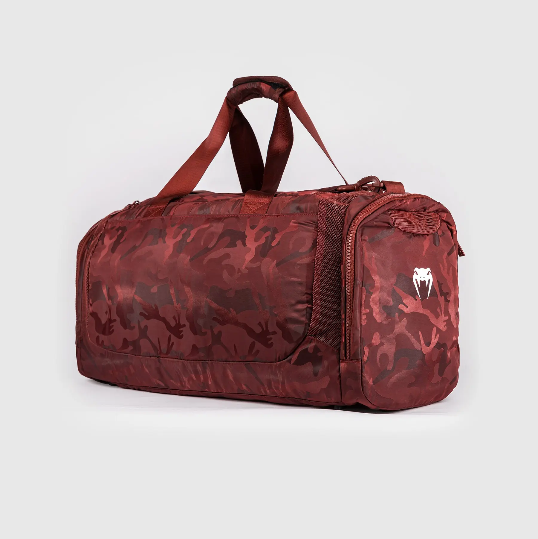 Venum Trainer Lite Sports Bag (48L) - Camo/Burgundy, страничен изглед с логото