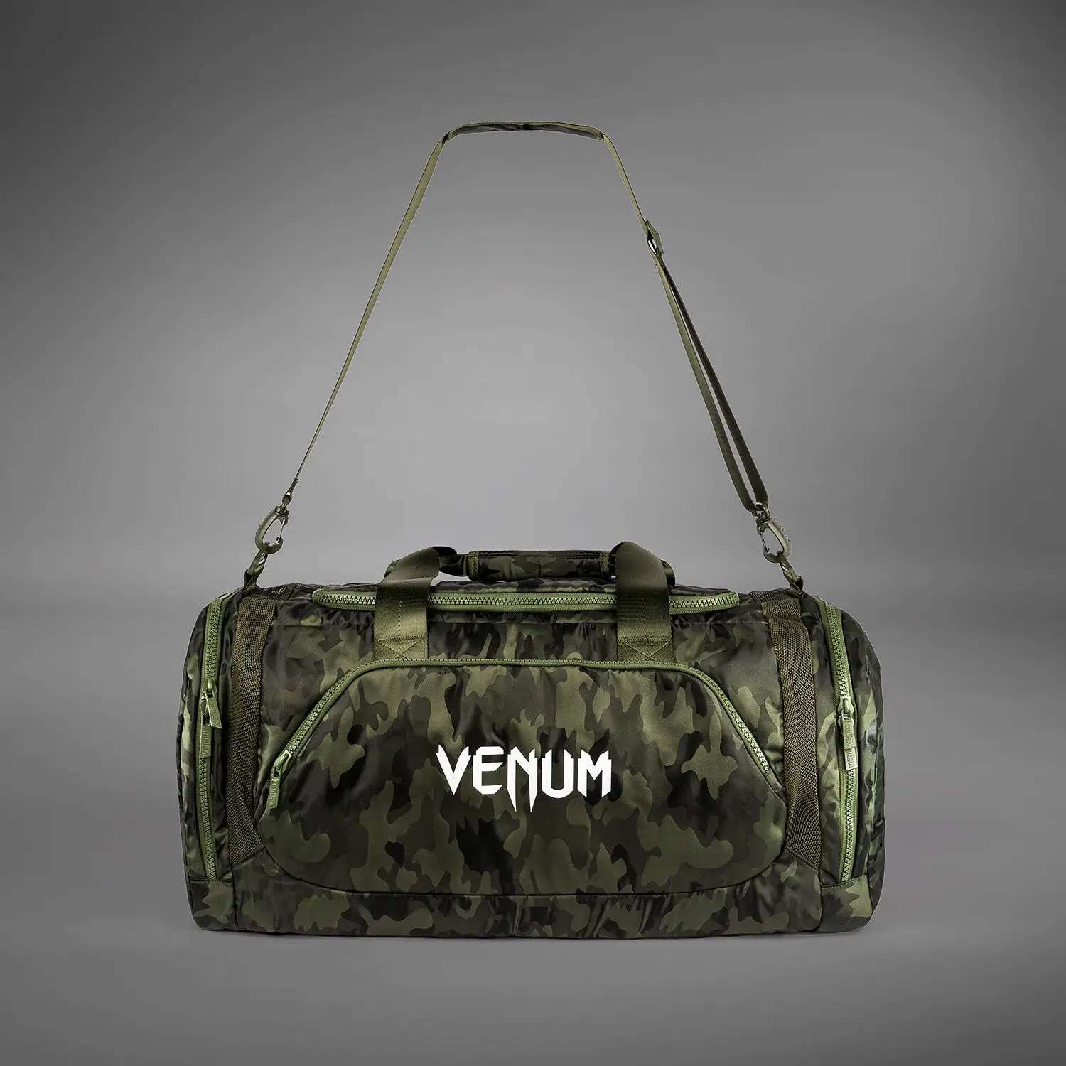 Venum Trainer Lite Sports Bag (48L) - Khaki/Camo, преден изглед с регулируема презрамка
