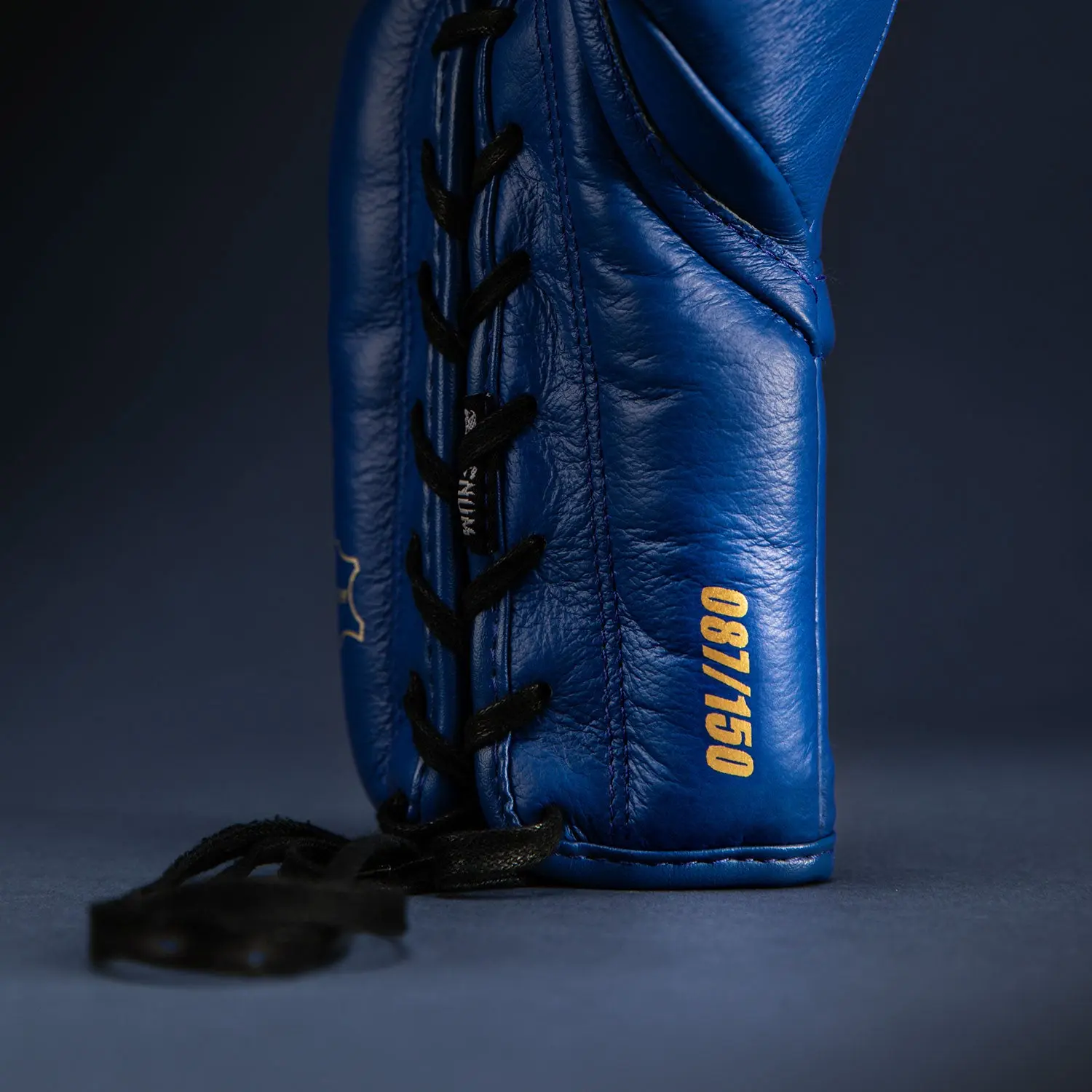 Venum Giant 2.0 Khamzat Chimaev Pro boxing gloves - Blue gold, детайл номер 087/150