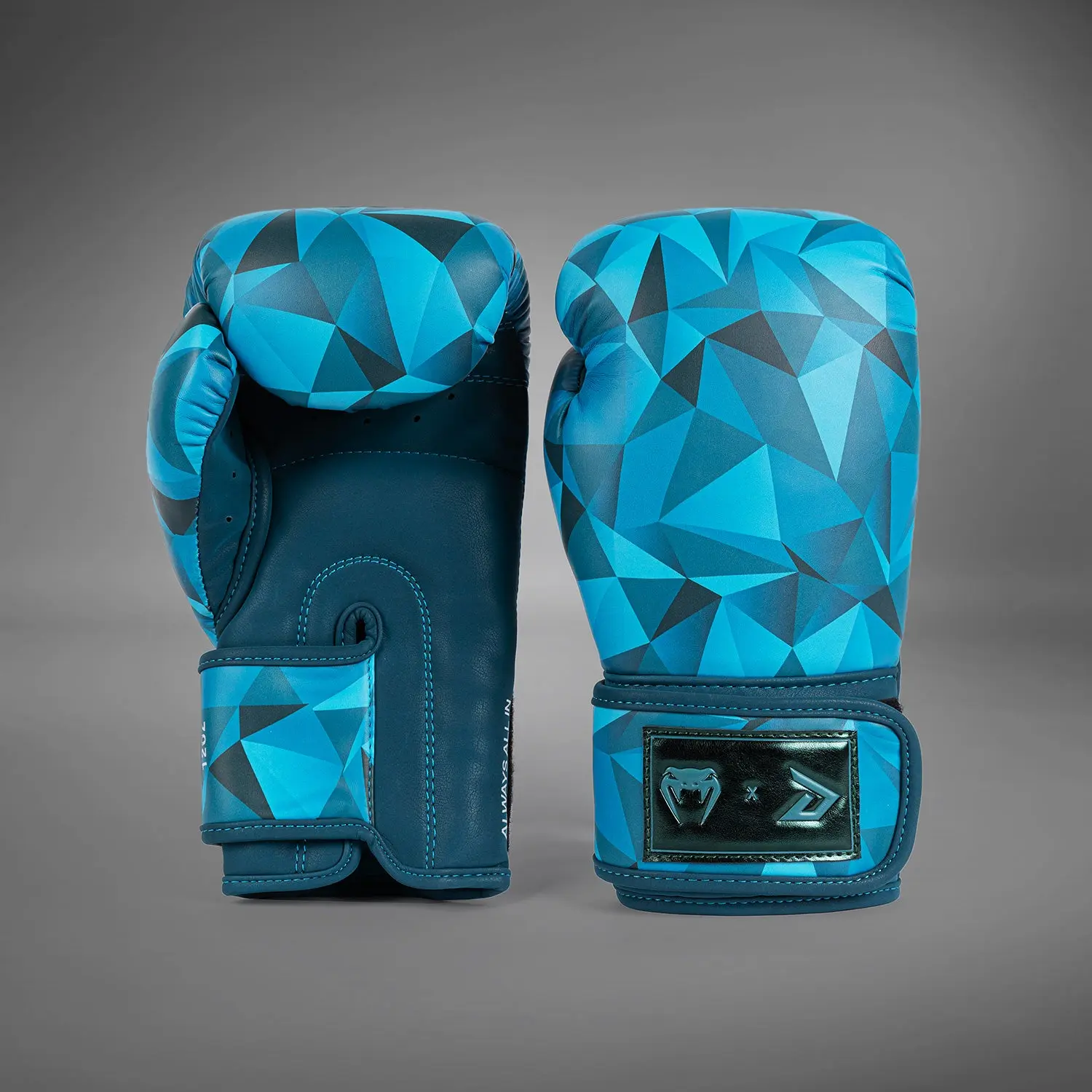 Venum x Demi Boxing Gloves - Azur Blue, лява ръкавица, преден изглед