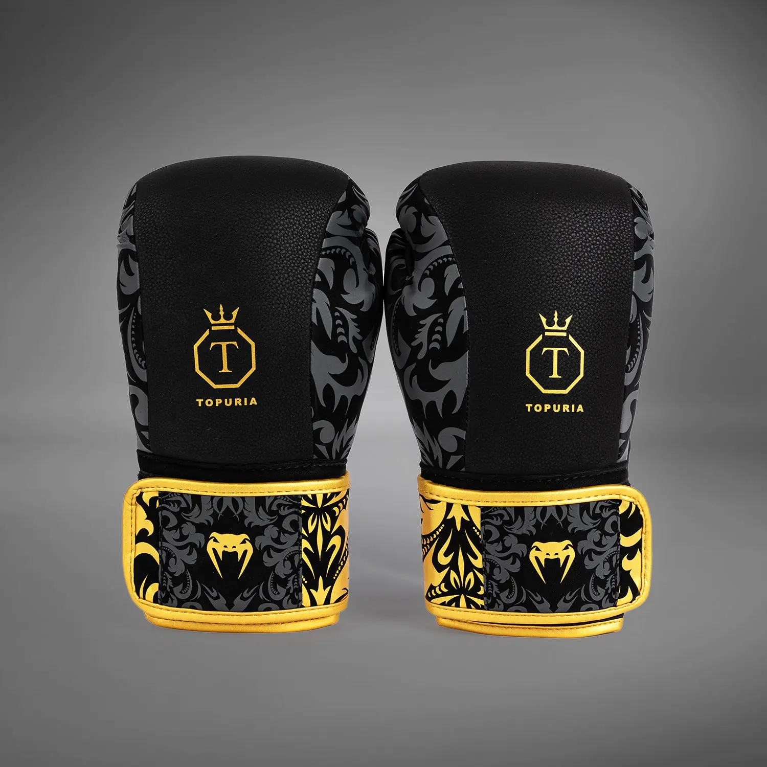 Venum x Topuria Unmatched Edition Boxing Gloves - Black/Gold заден изглед