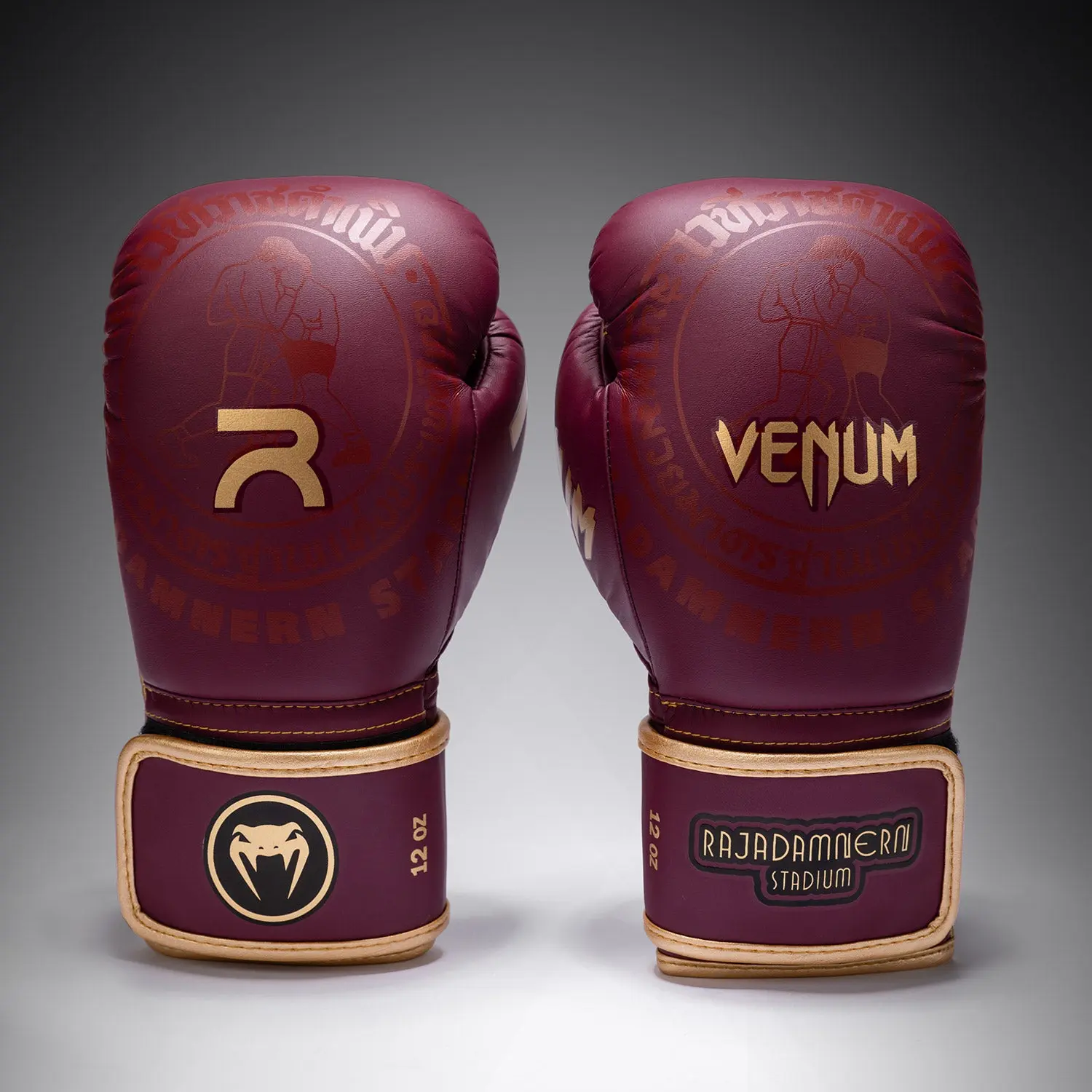 Venum x Rajadamnern Boxing Gloves - Burgundy преден изглед