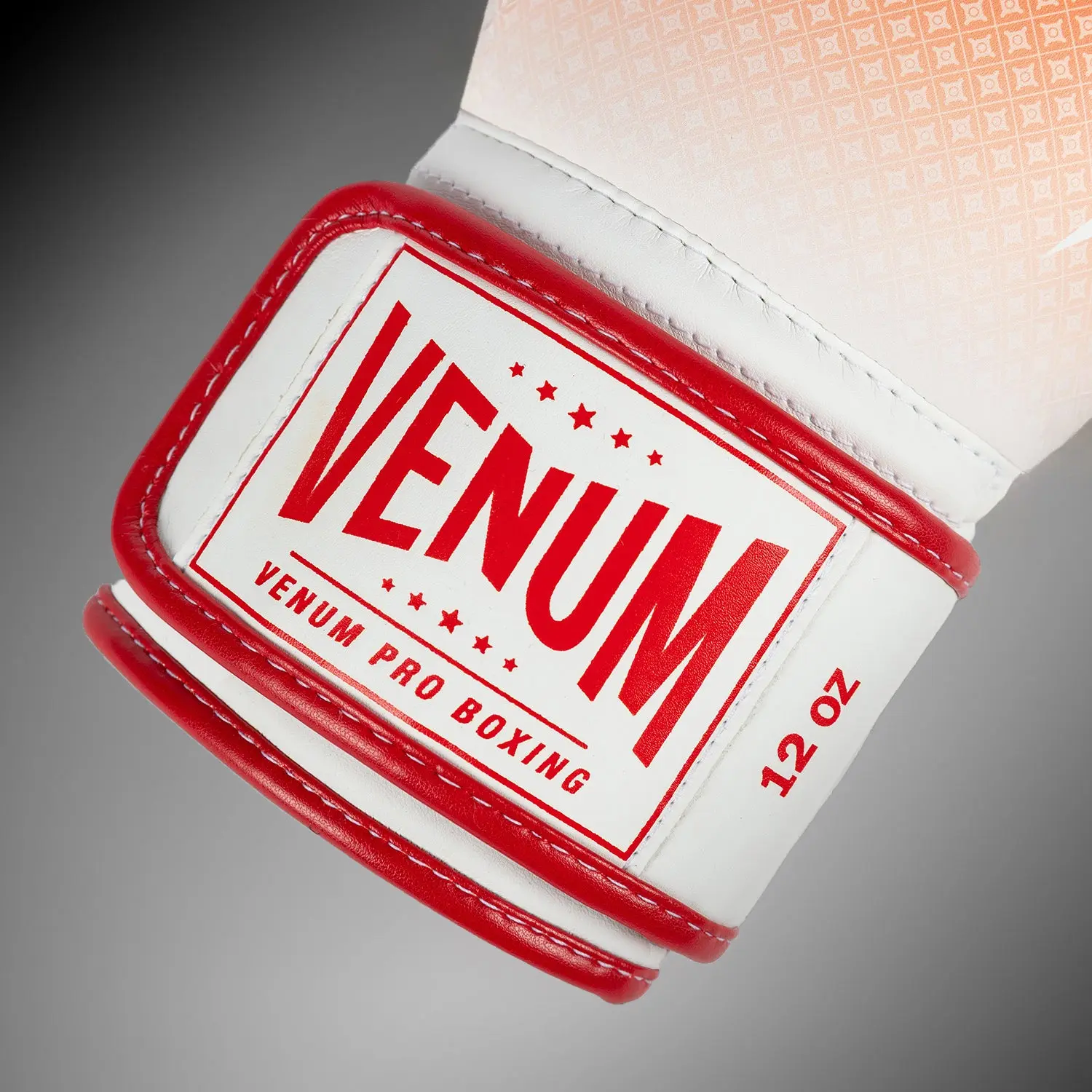 Venum x RWS 2.0 Boxing Gloves - White/Red етикет