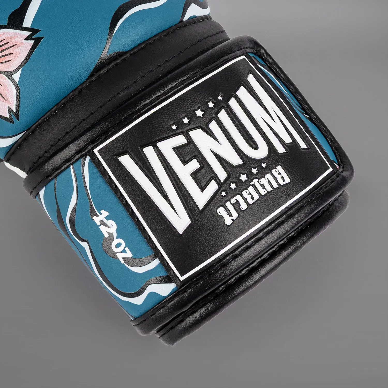 Venum X Tawanchay Boxing Gloves Blue/White лого