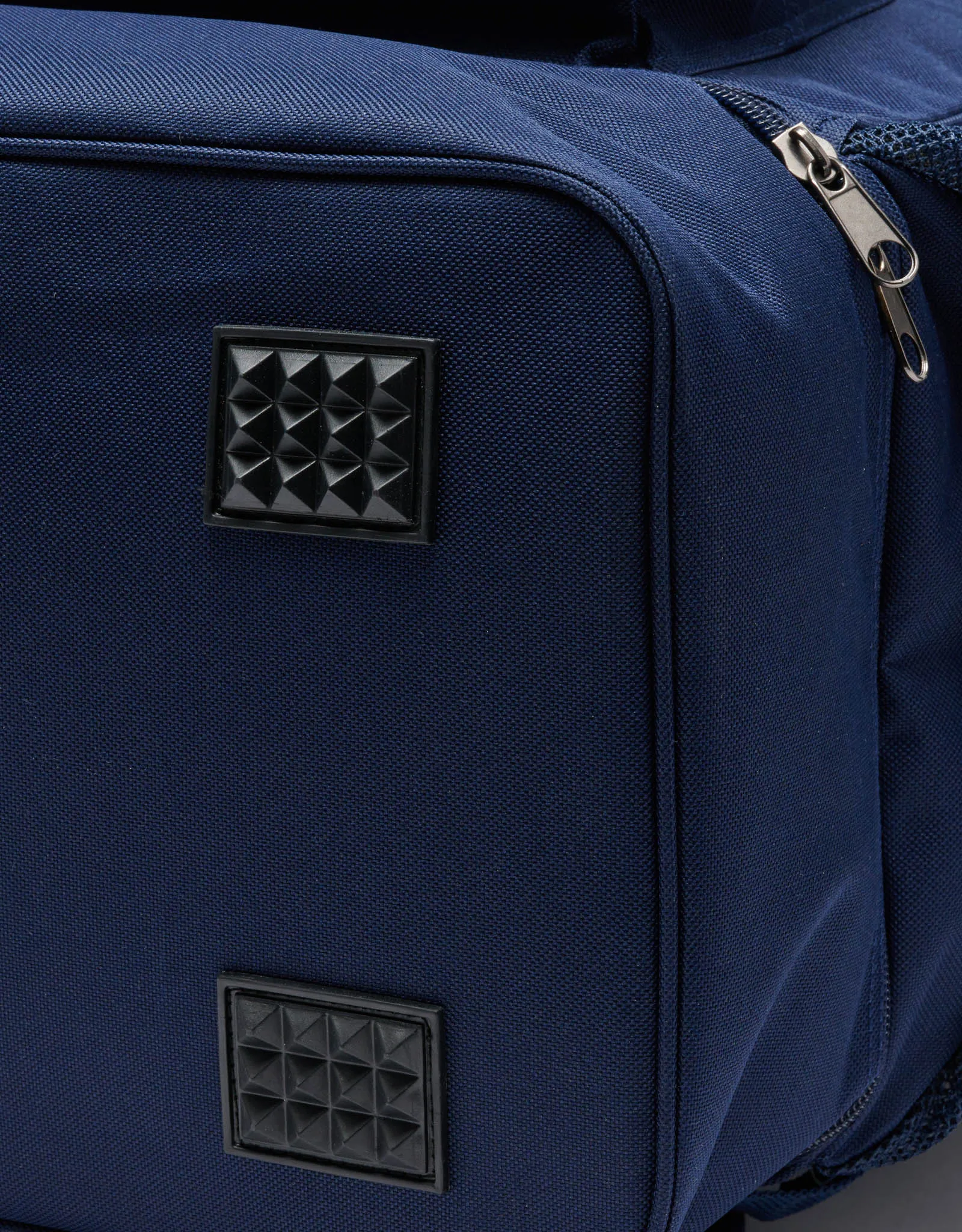 Leone 1947 Ambassador Backpack - Blue, детайл с метални шипове